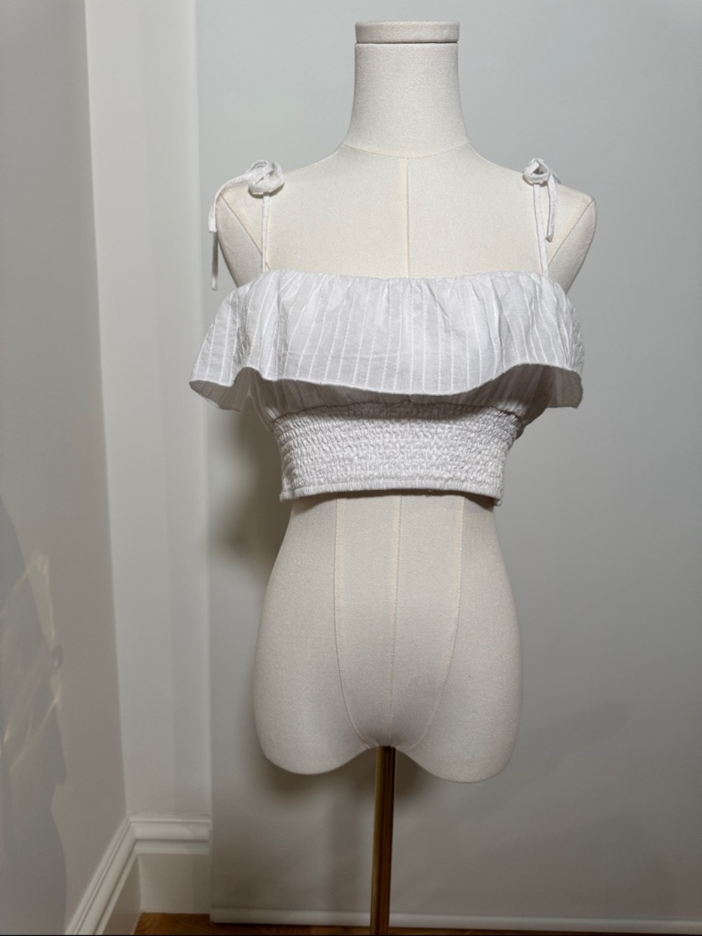 Lulu's White Ruffled Smocked Tie-Shoulder Crop Top